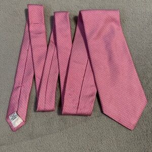 DION Men's Neck Tie 100% Silk Pink Cream White Dot Pattern Made In Canada